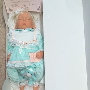 Rare Lee Middleton Original Packaging Pristine Hug A Bug Doll